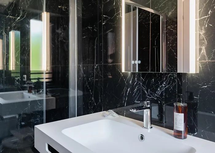 Отель Degli Amici 2*